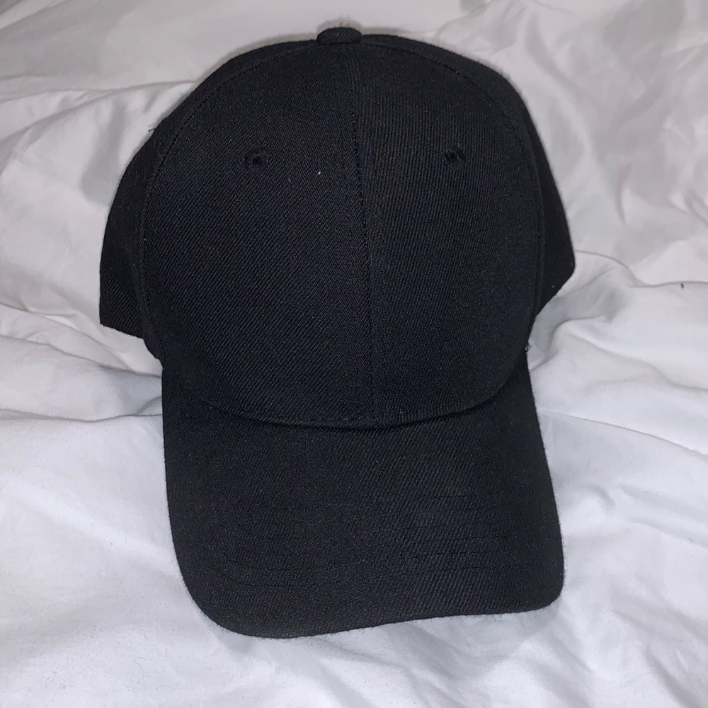 Black baseball cap UNISEX
